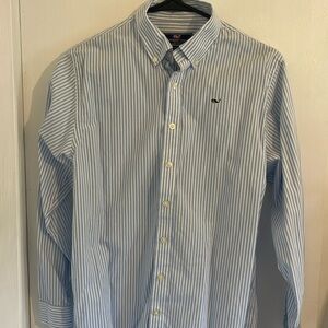Vineyard Vines Boys Oxford button down L/S shirt.